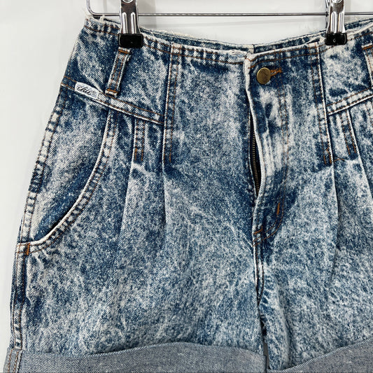 Vintage Chic Acid Wash Denim Shorts