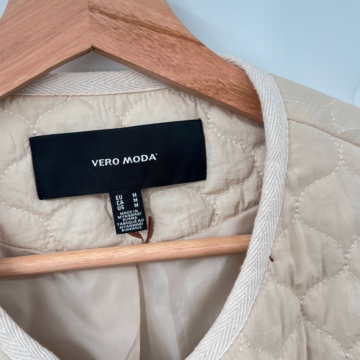 Vero Moda Quilted Light Jacket