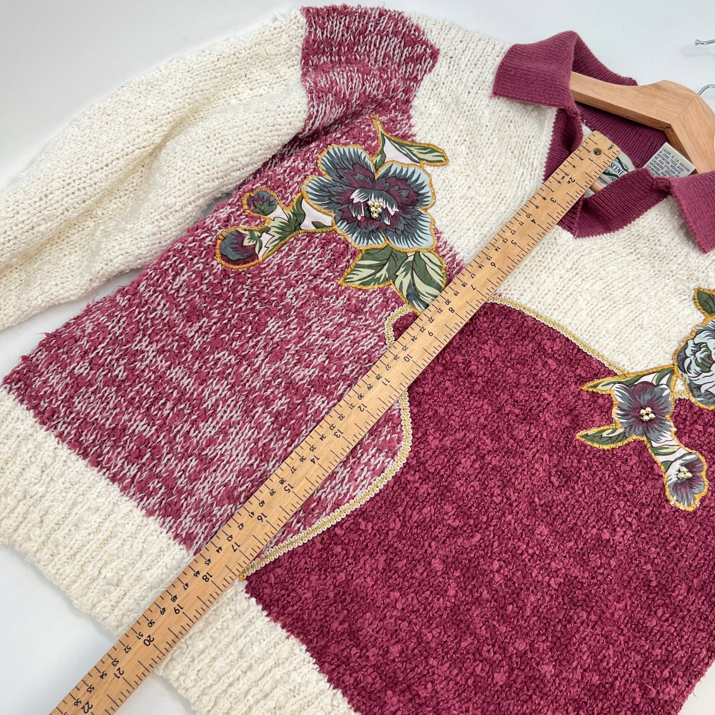Vintage Separate Scene Popcorn knit Floral Patch Sweater S/M