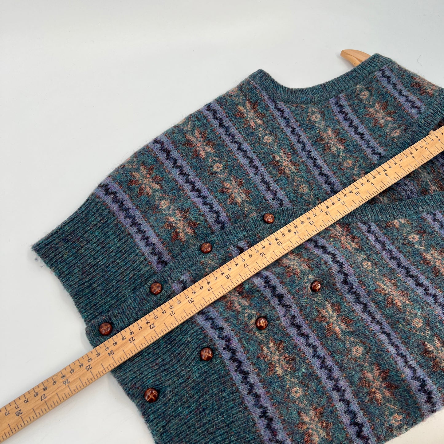 SOLD. Vintage Chaps Ralph Lauren Pure Wool Sweater Vest M