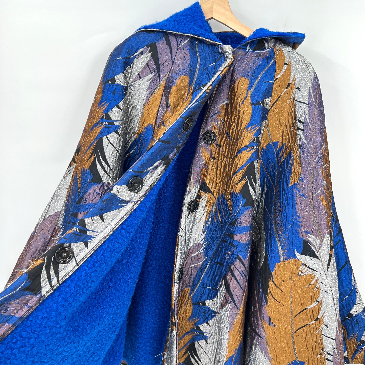 Vintage Leaves Print Metallic Tones Hooded Cape O/S