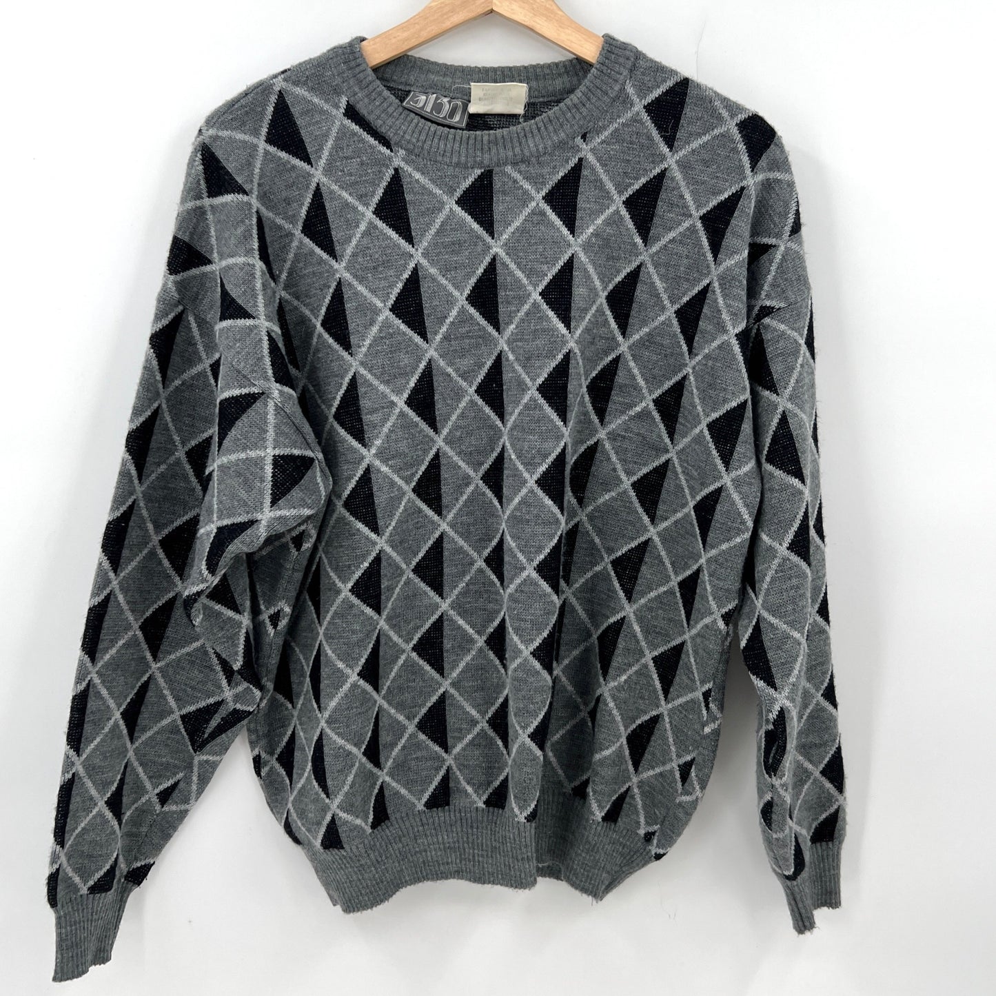 SOLD. Vintage 3130 Geometric Unisex Sweater