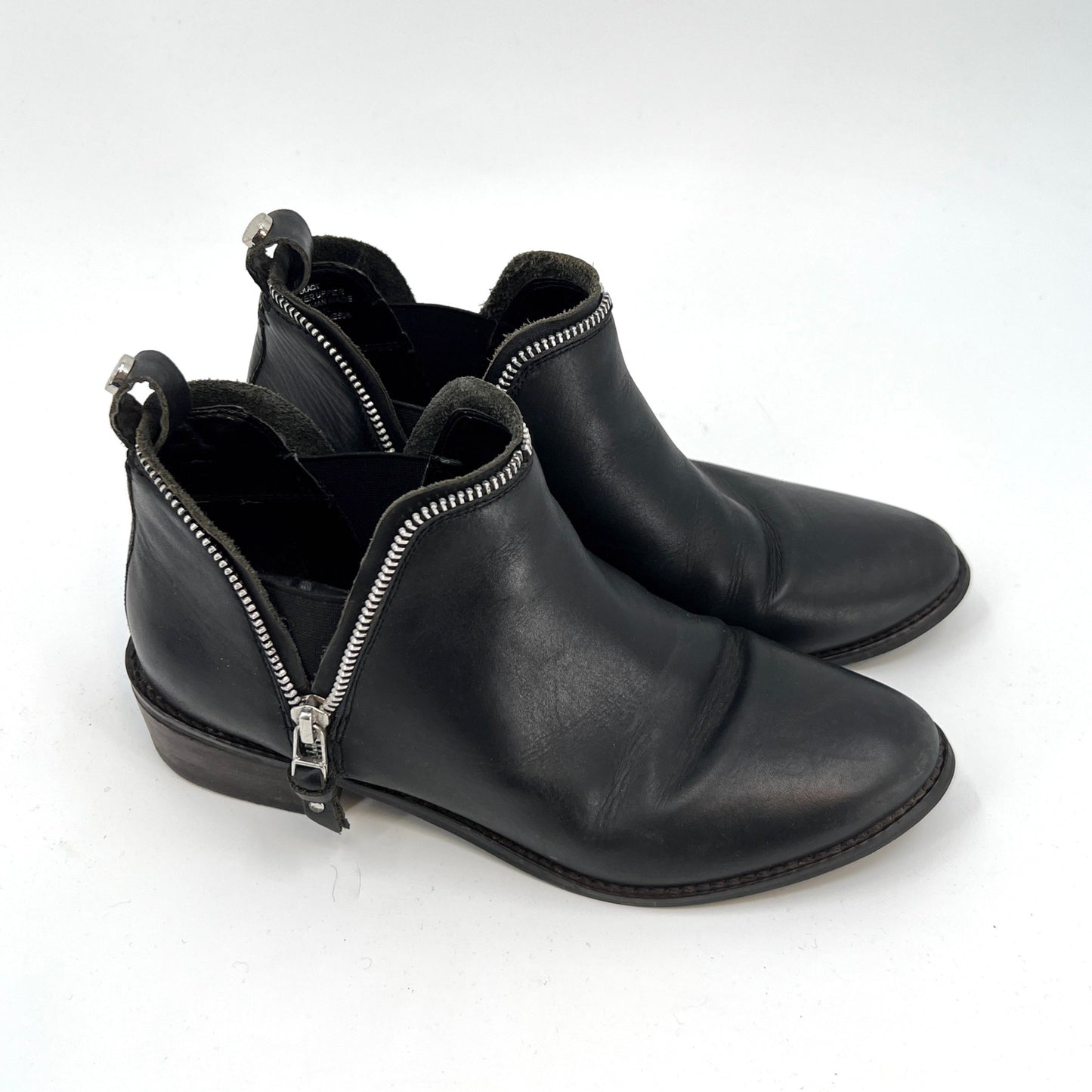 SOLD. Steve Madden Kaylee Ankle Boots 8
