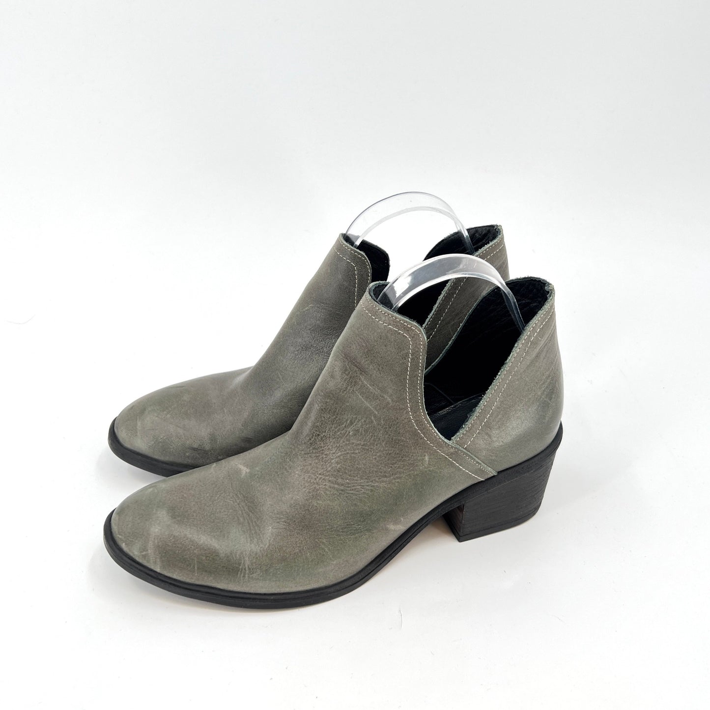Bueno Ankle Side Cut Leather Boots 39EU