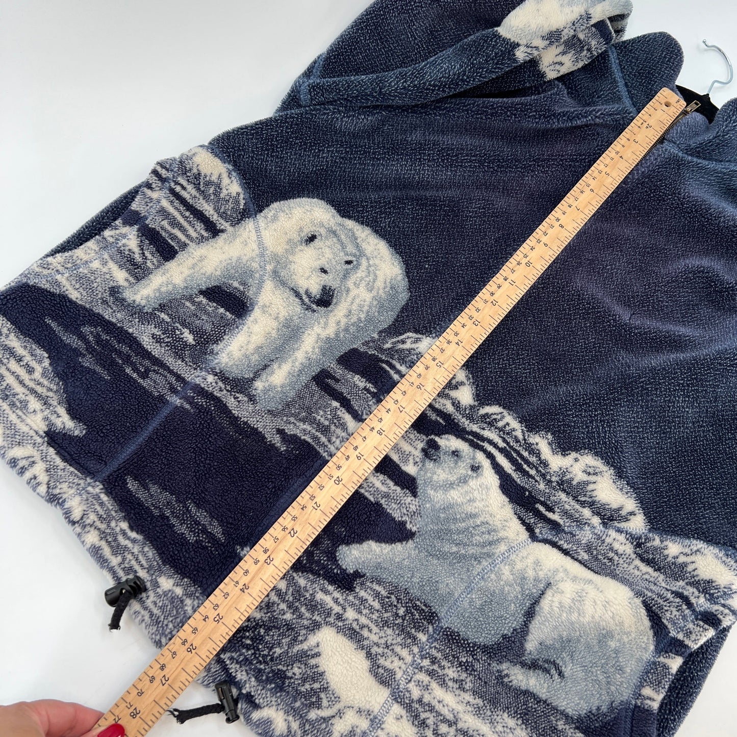 SOLD. Ezze Wear Polar Bears Full Zip Fleece L