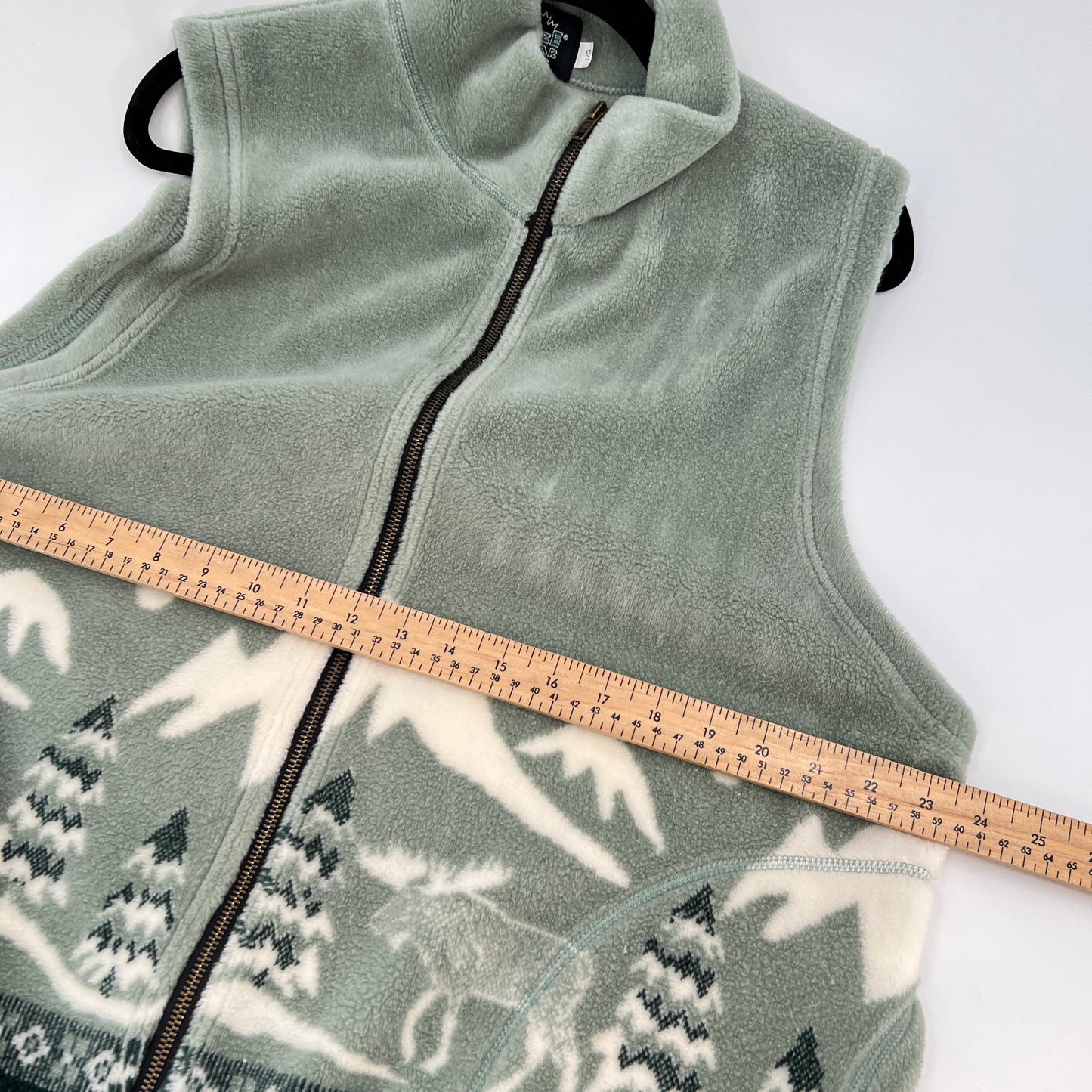 Ezze Wear Mountain Moose Fleece Vest L