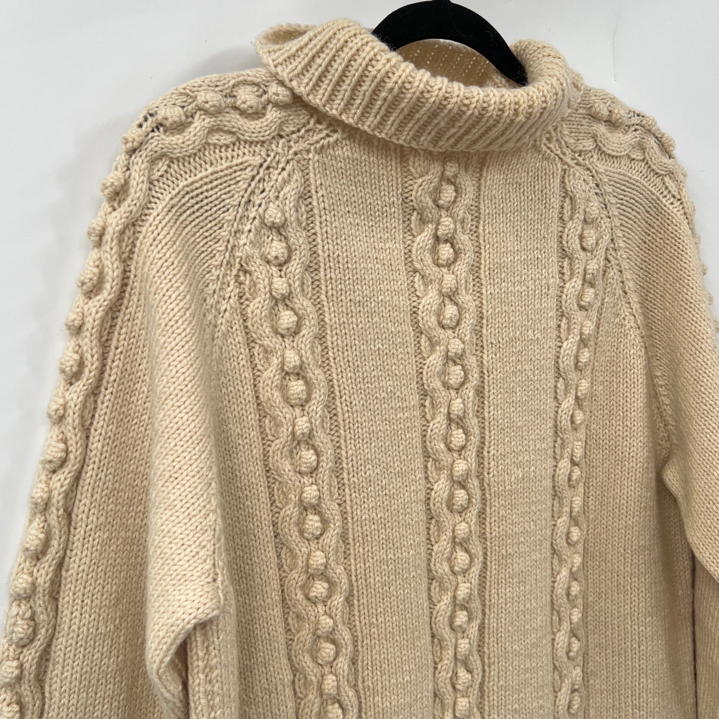 Vintage Unbranded Wool Popcorn Details Sweater