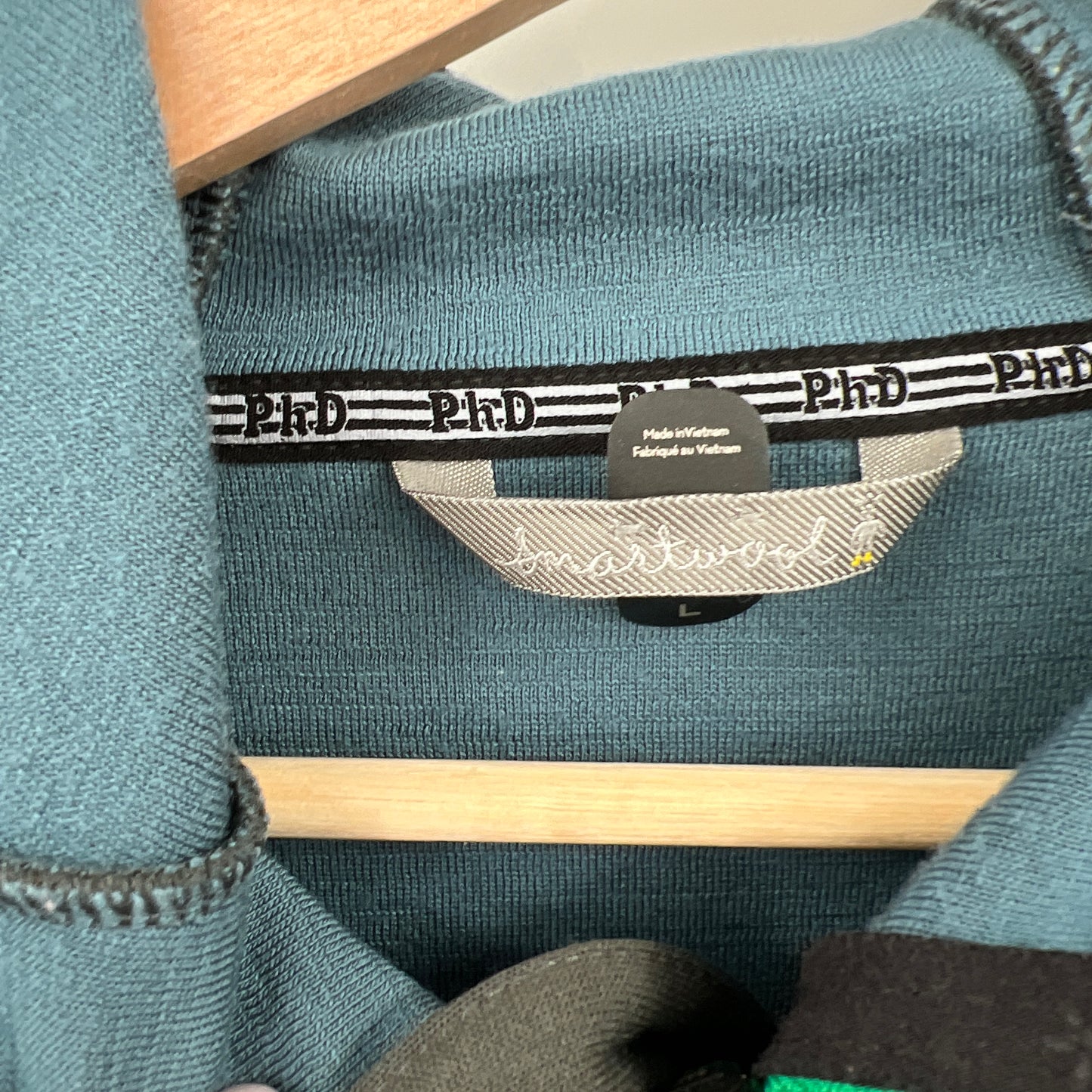SOLD - Smartwool Phd Men's Light Hooded Jacket L