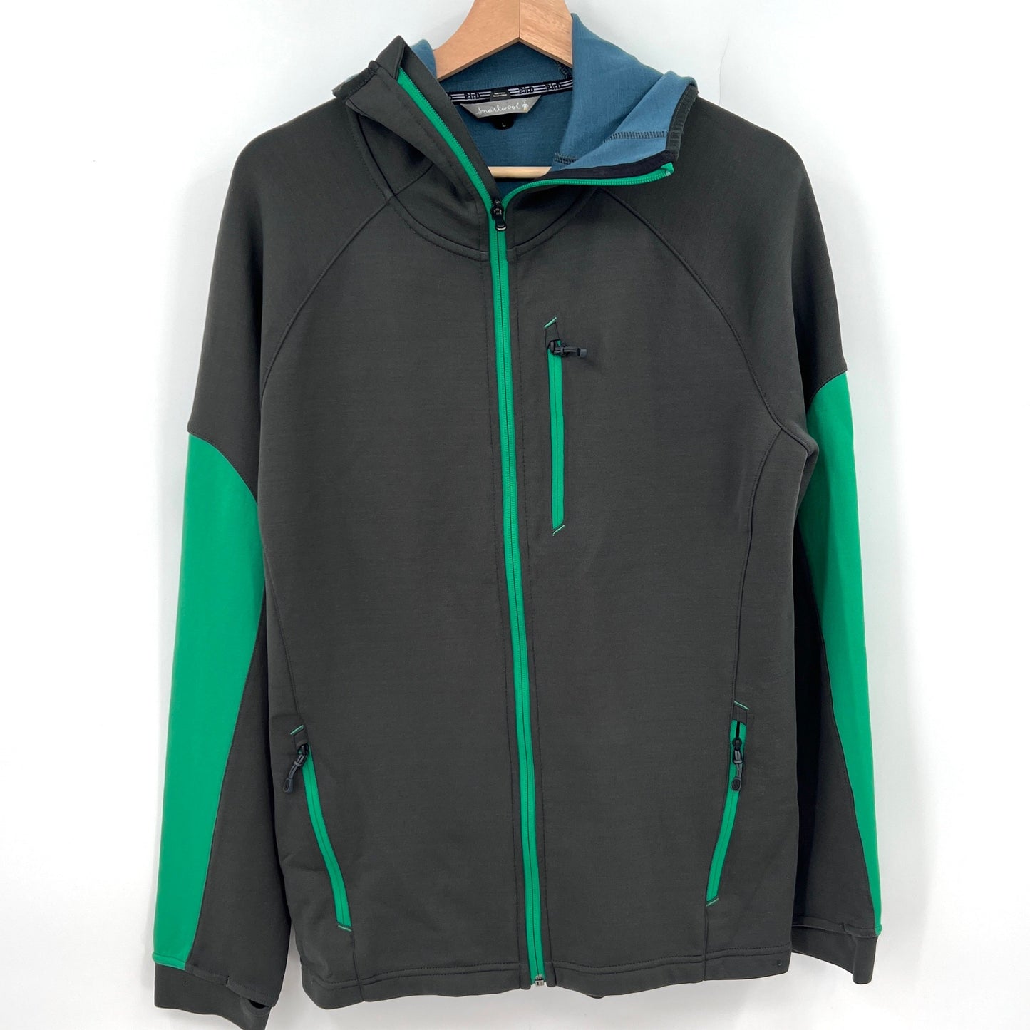 SOLD - Smartwool Phd Men's Light Hooded Jacket L