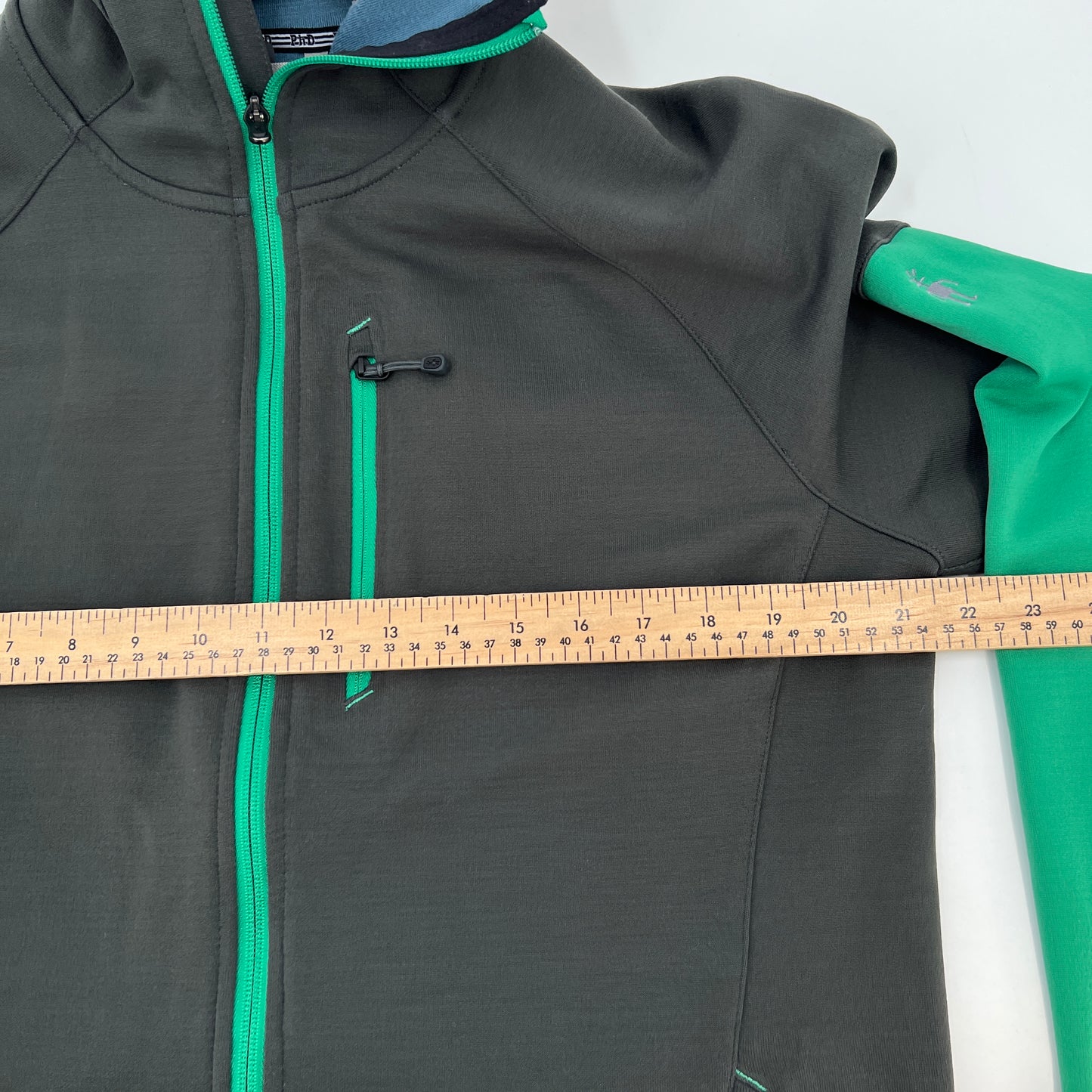 SOLD - Smartwool Phd Men's Light Hooded Jacket L