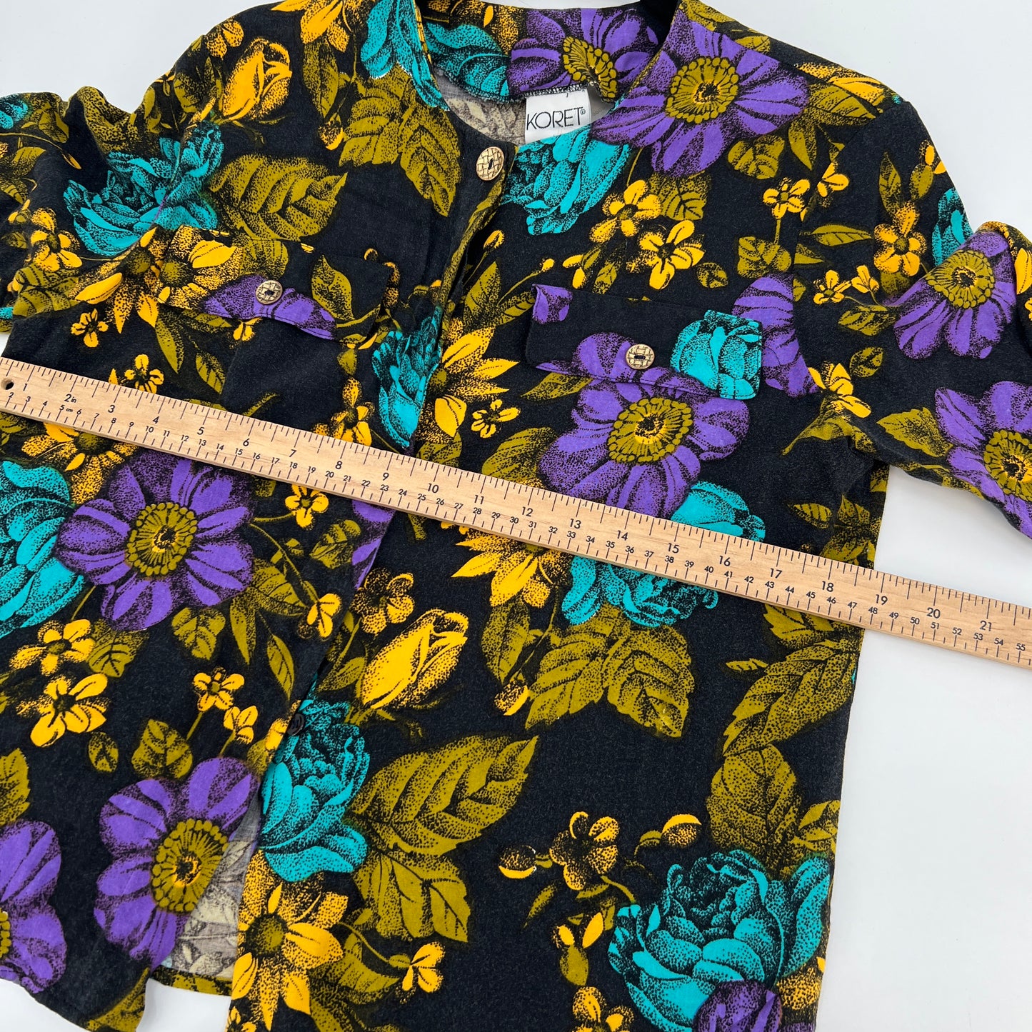 SOLD. Vintage Koret Floral Blouse S/M