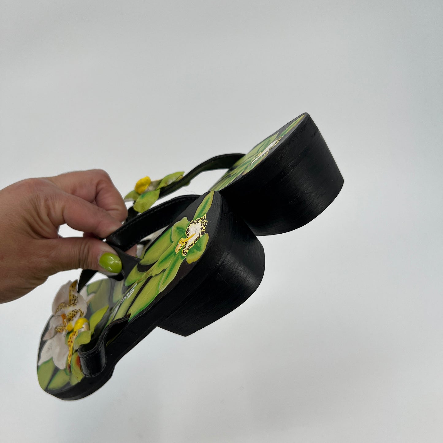 Susan Mango Tropical Flip Flops Sandals M (7-8)