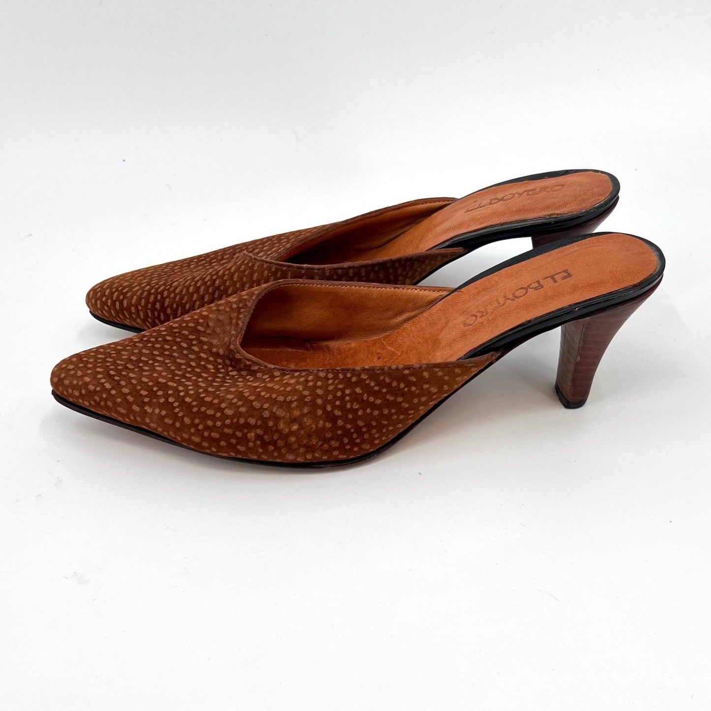 SOLD. El Boyero Capybara Leather Mules