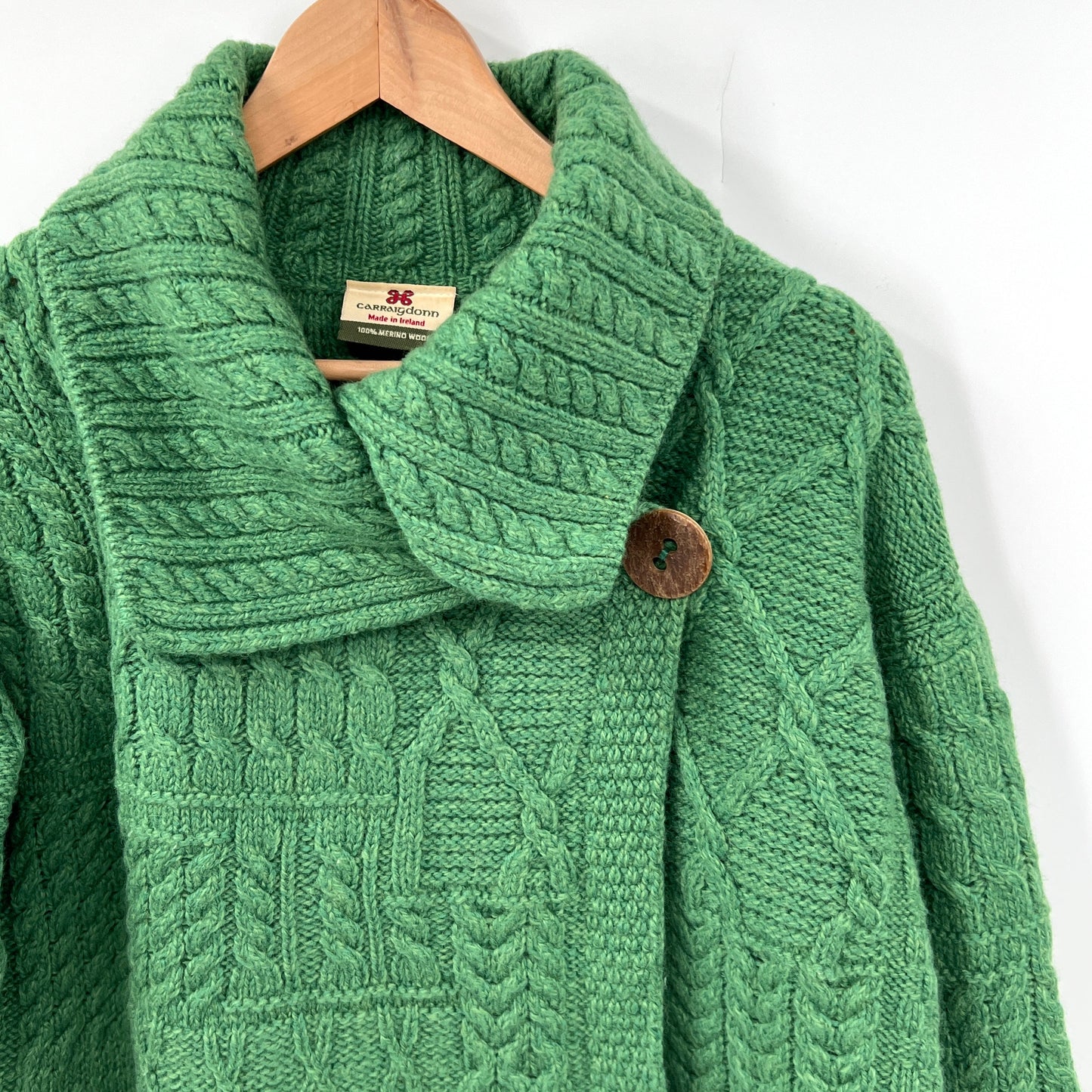 Carraig donn Irland Wool Cardigan Sweater