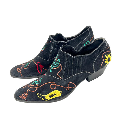 Vintage Suede Embroidered Western Shoes