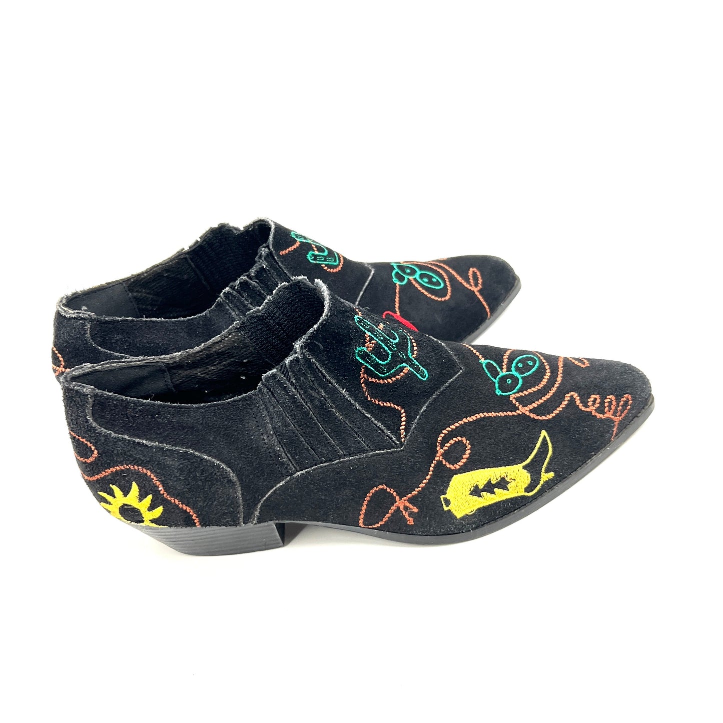 Vintage Suede Embroidered Western Shoes