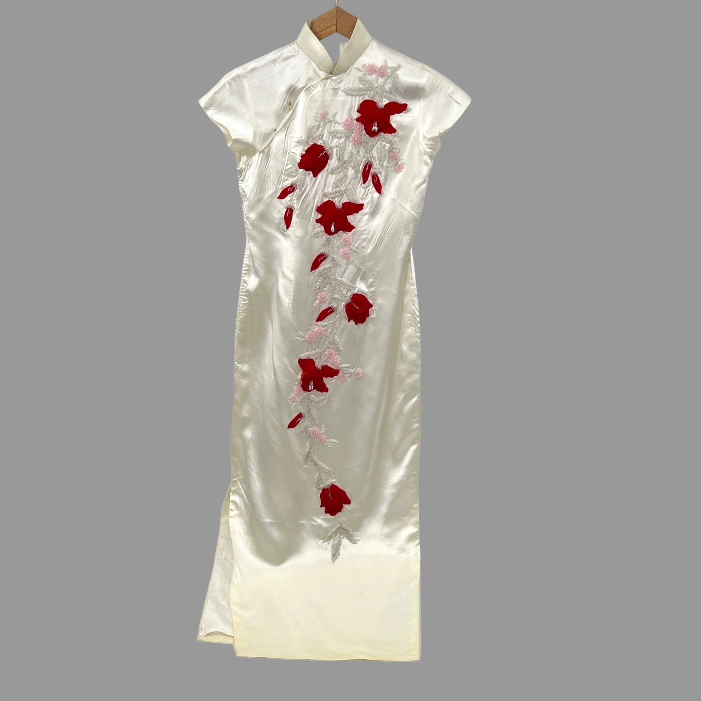 Vintage Silk Cheongsam Beaded & Puff Velvet Design Dress