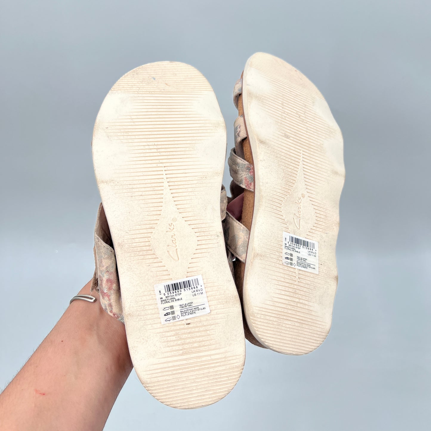 Clarks Fabric Upper  Comfort Sandals