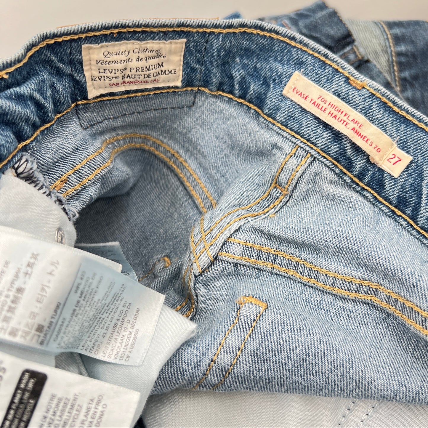 Levi's 70s High Flare Jeans
