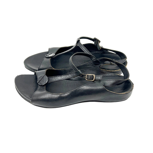 Beatrice Leather Minimalist Sandals