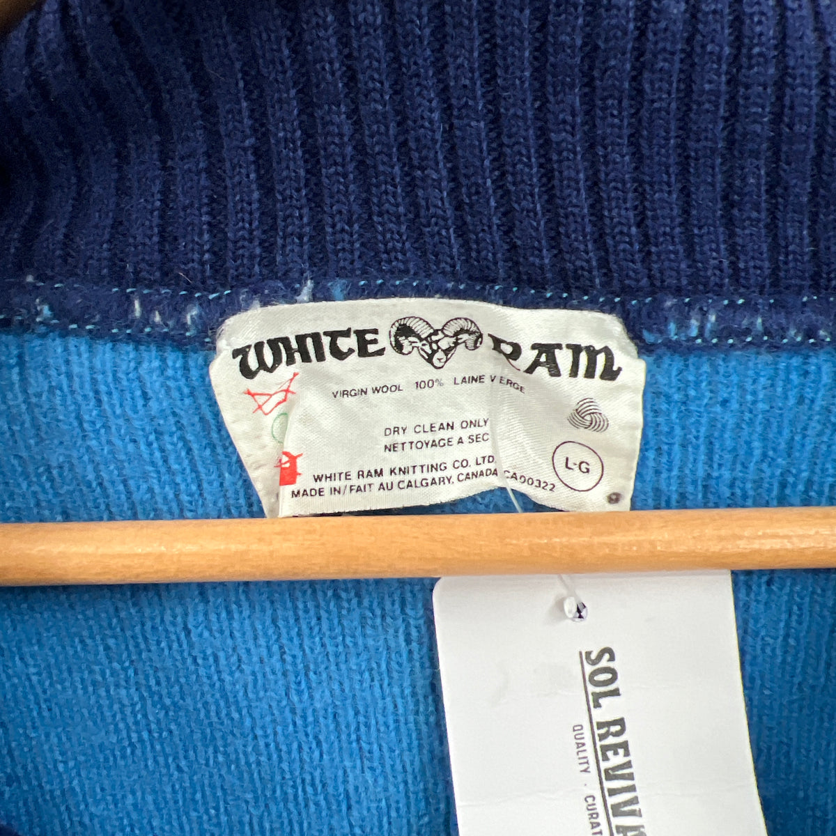 '82 White Ram Labatt Tankard Curling Wool Cardigan