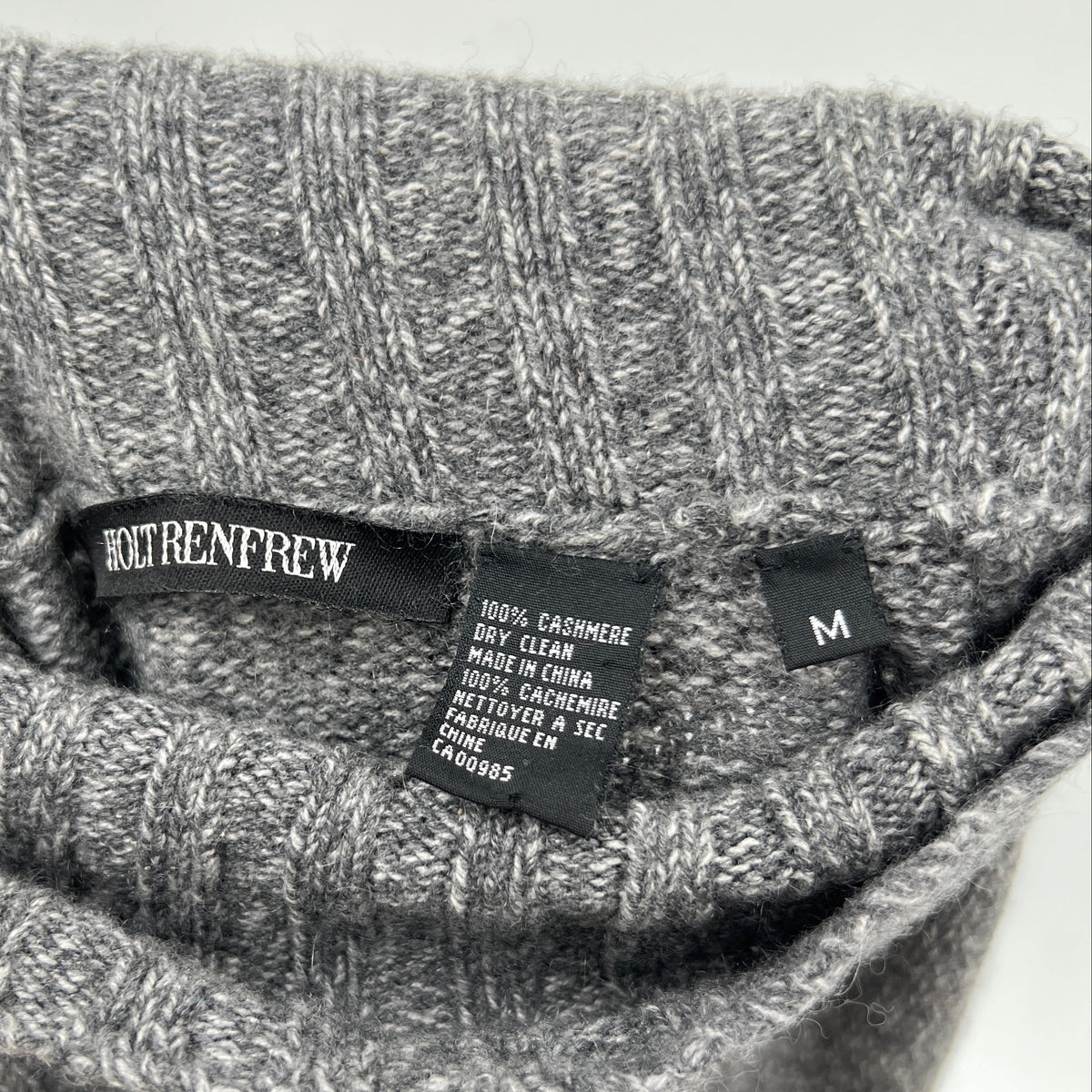 Vintage Holt Renfrew 100% Cashmere Turtleneck Sweater