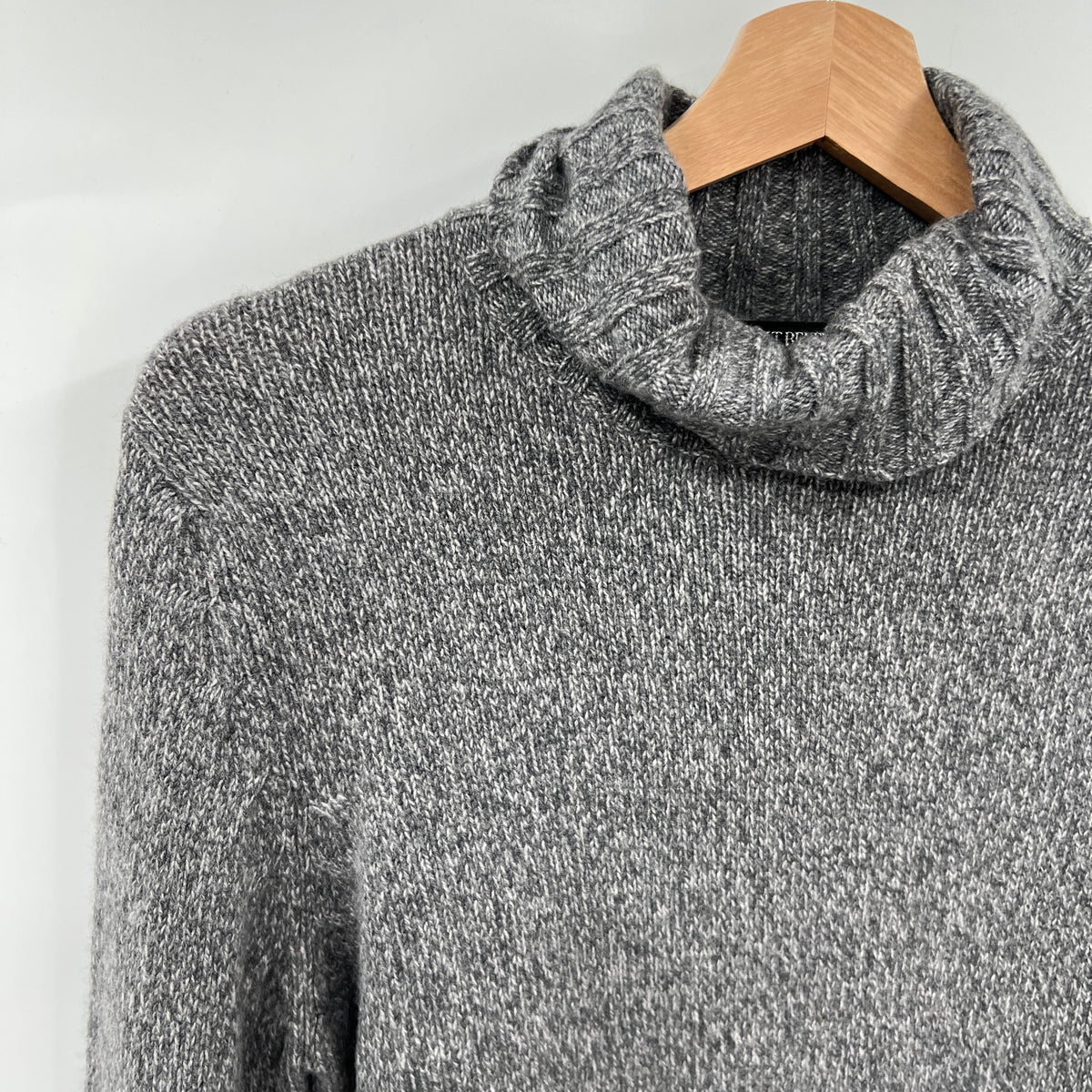 Vintage Holt Renfrew 100% Cashmere Turtleneck Sweater