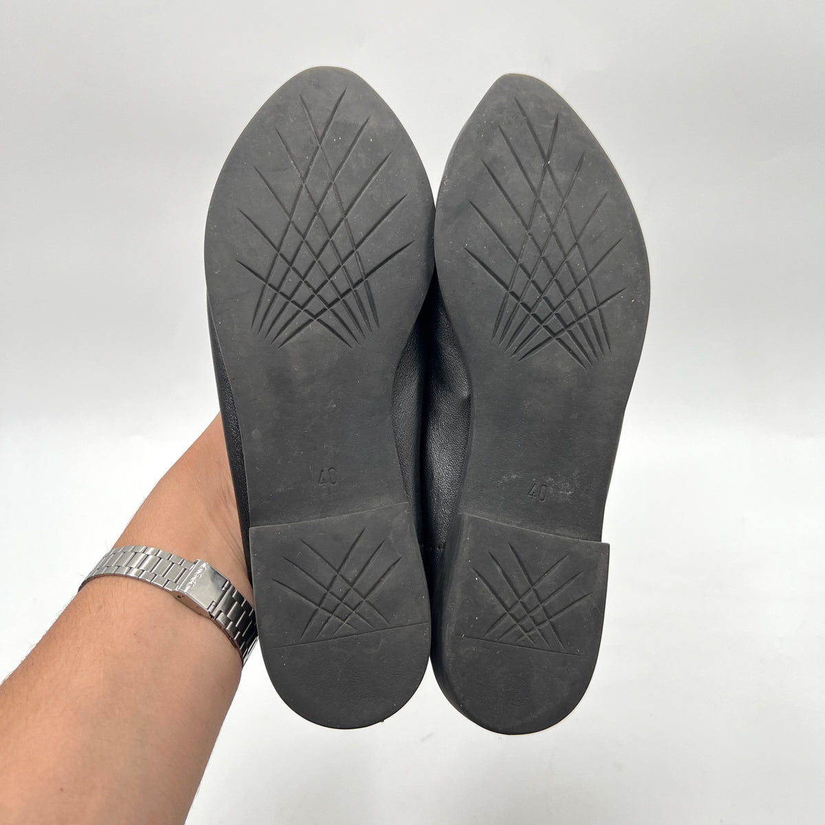 Bueno Lazer Cut Pointy Leather Flats Shoes