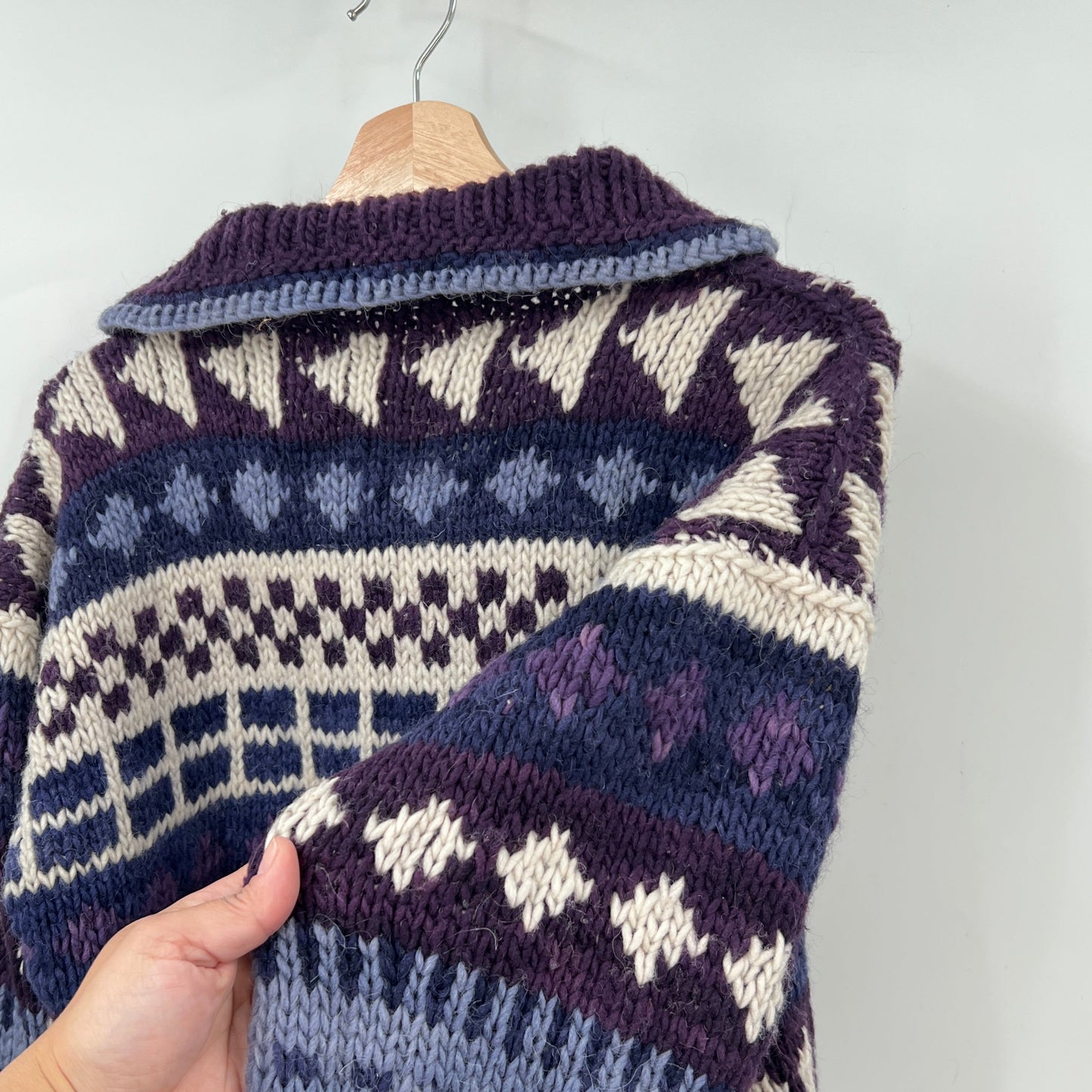 Vintage Unbranded Artisanal  Wool Sweater