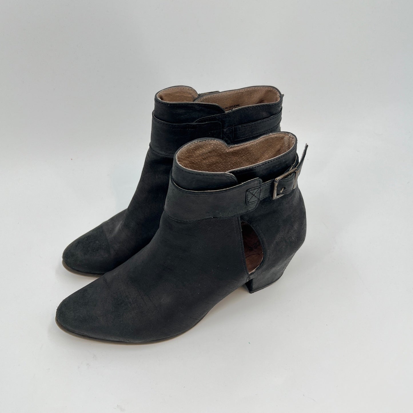 SOLD. Free People Ankle Booties 40EU