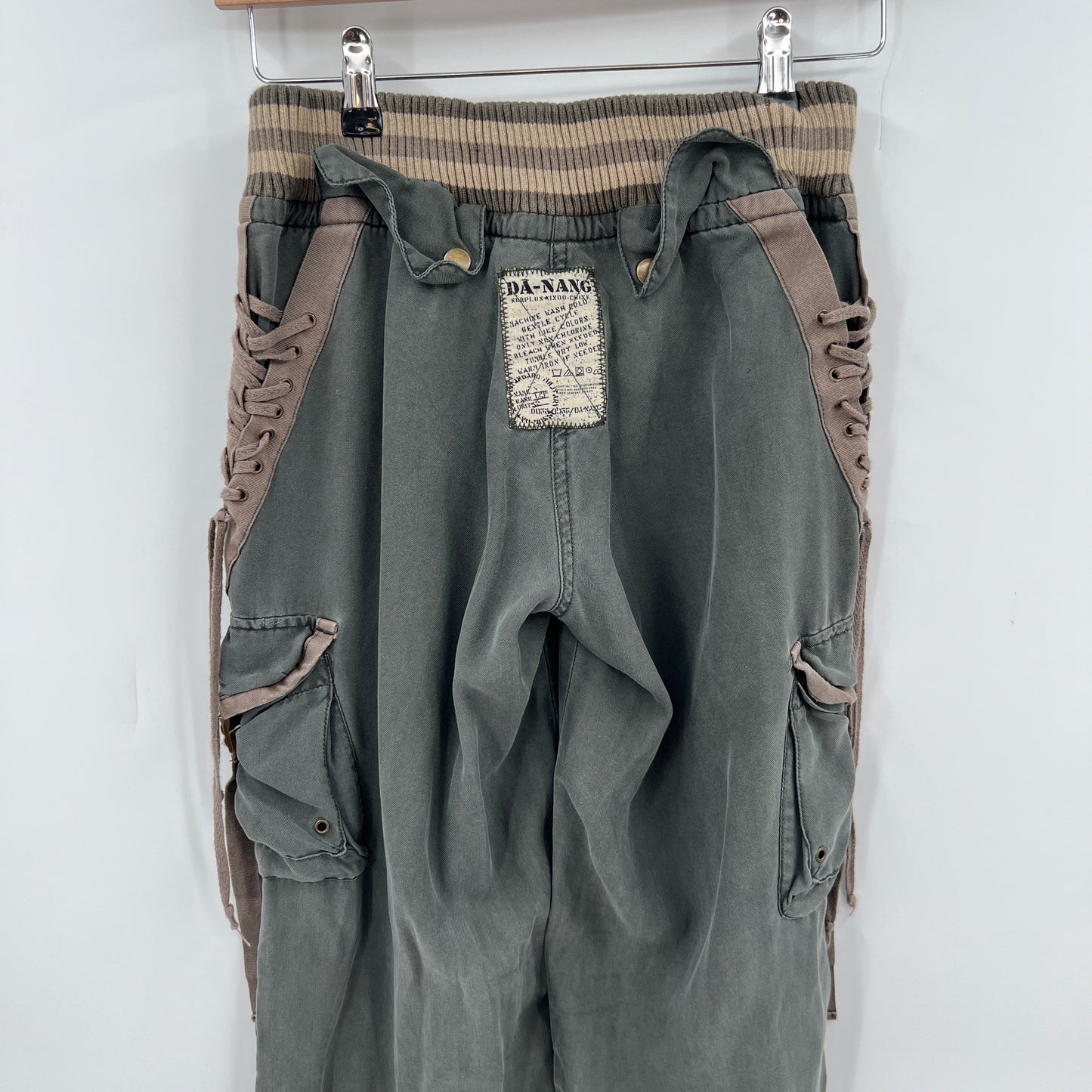 Da-Nang SIlk Lace up Pant