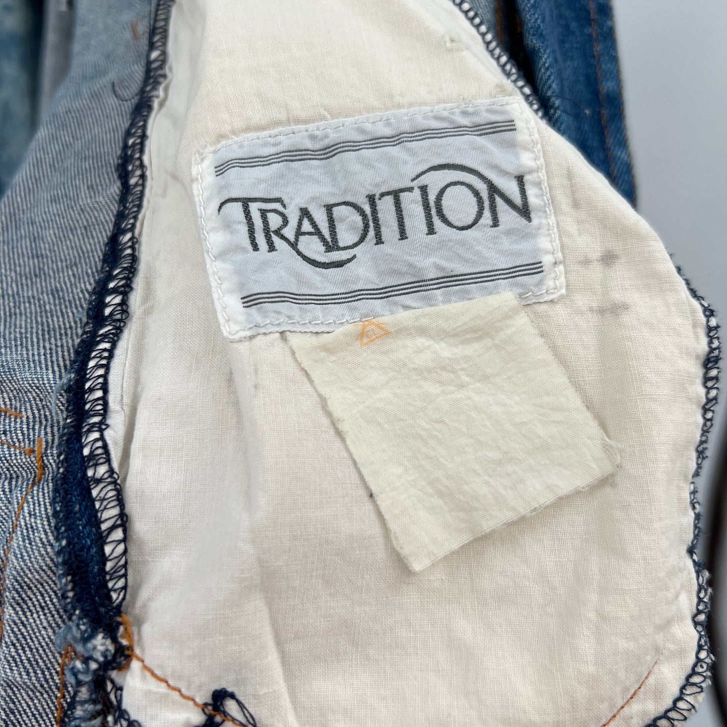 sold.Vintage Traditions Acid Wash Denim Jacket M