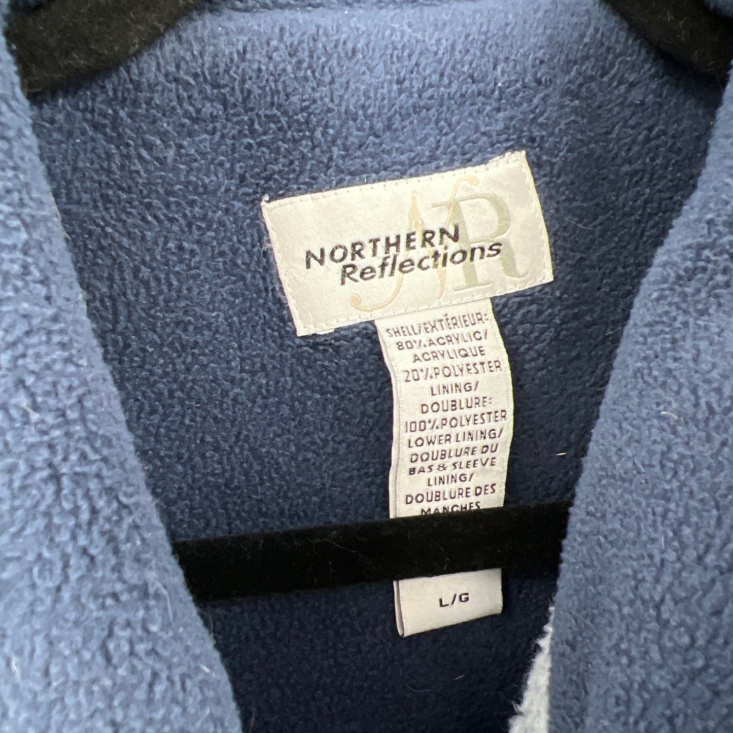 SOLD. Vintage Northern Reflection Fleece Jacket L