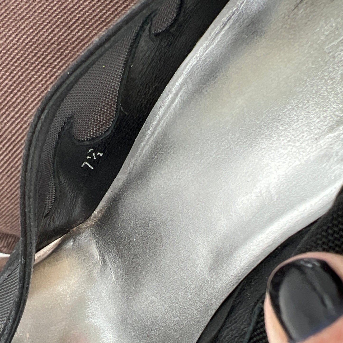 Stuart Weitzman Mesh Leather Heels 7.5US