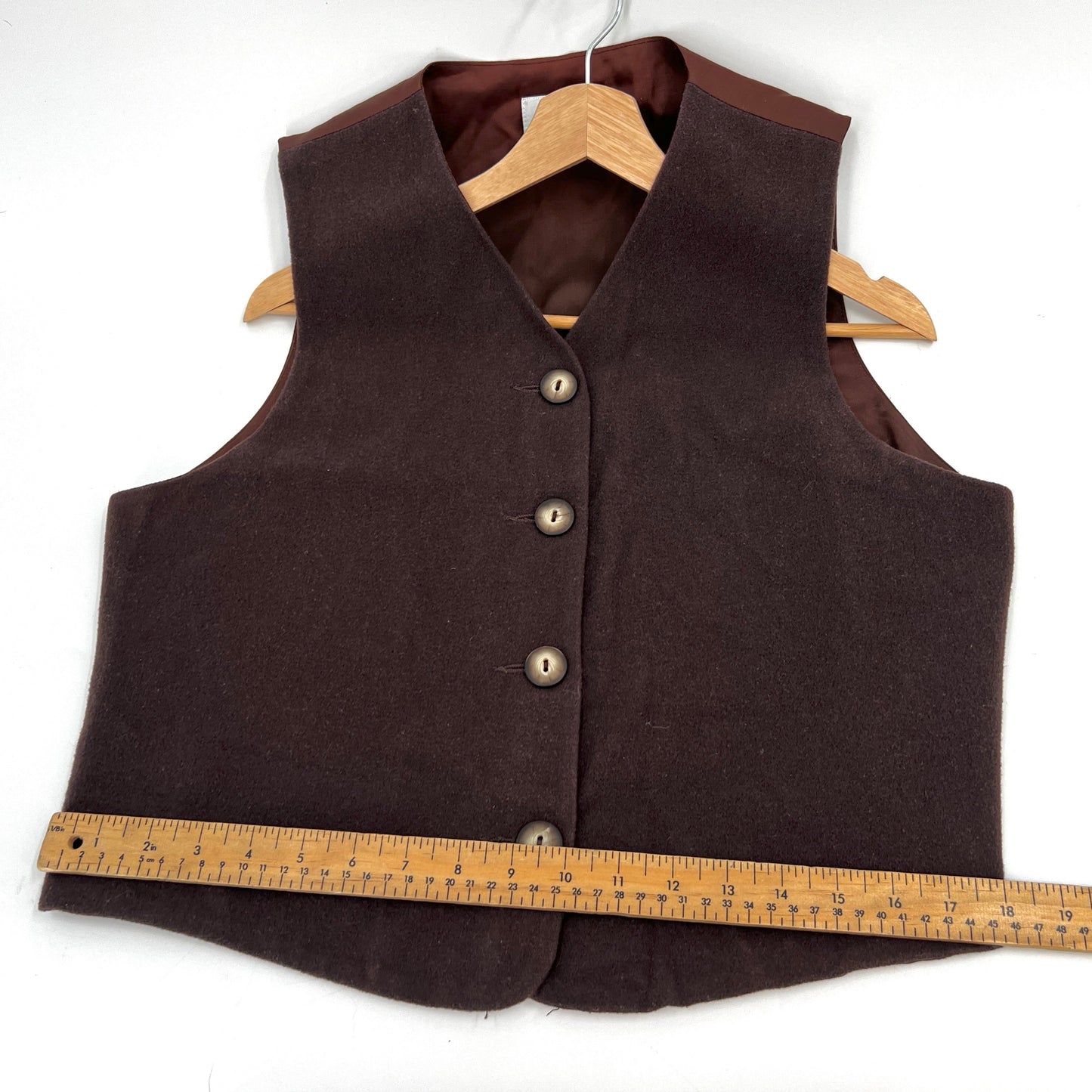 SOLD. Vintage Casual Wool Vest L