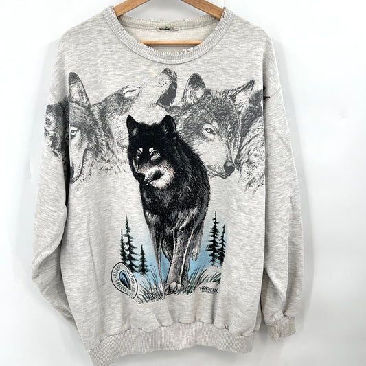 SOLD. Vintage Northern Elements Wolf Pack Distressed Crewneck M/L