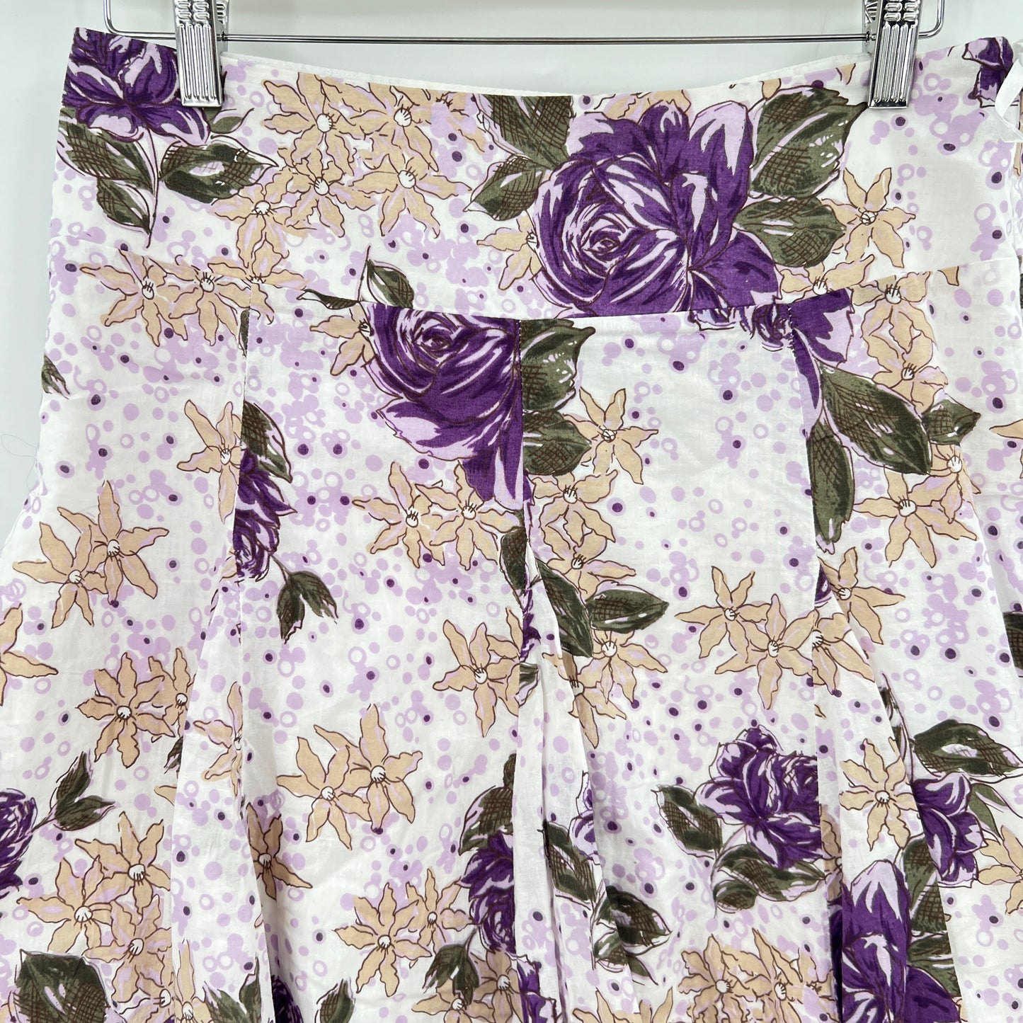 SOLD. Y2K Flora Cotton Skirt M