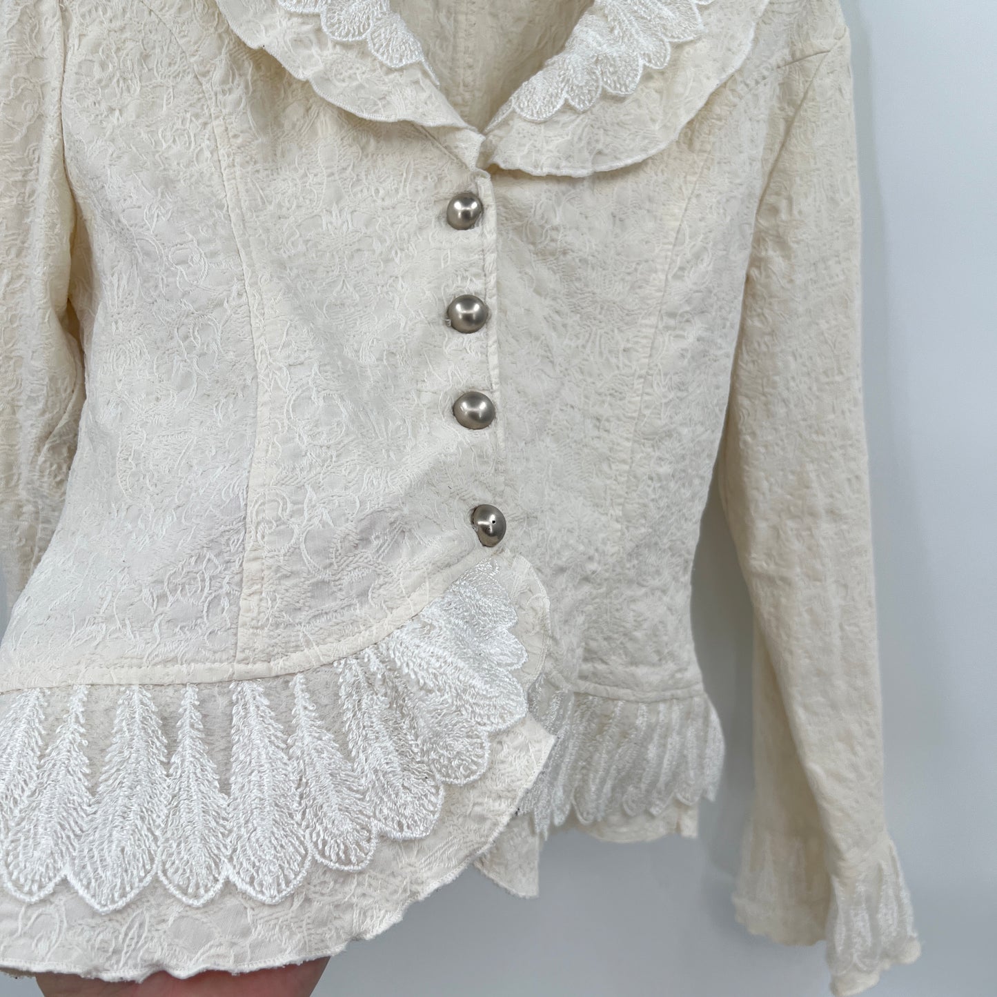 Raindrops Ruffle Lace Fitted Jacket L